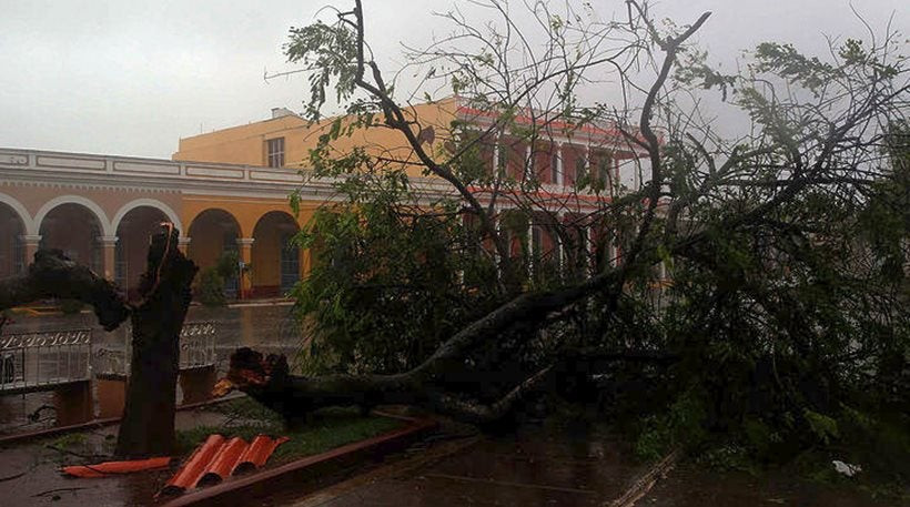 Τις βόρειες ακτές της Κούβας σαρώνει ο τυφώνας Ίρμα – Σε κατάσταση έκτακτης ανάγκης η Αβάνα